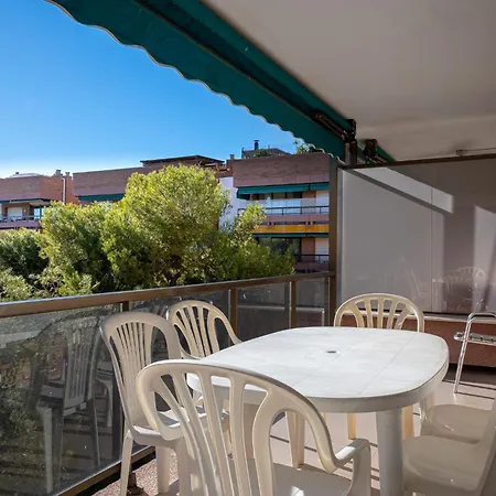 At177 Pins, Duplex En 1ra Linea, Con Piscina, Airco *